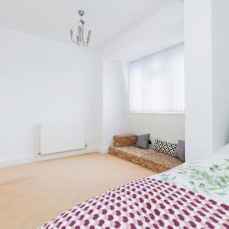 Modern 3 Bed Home - Solihull Centre Exteriör bild